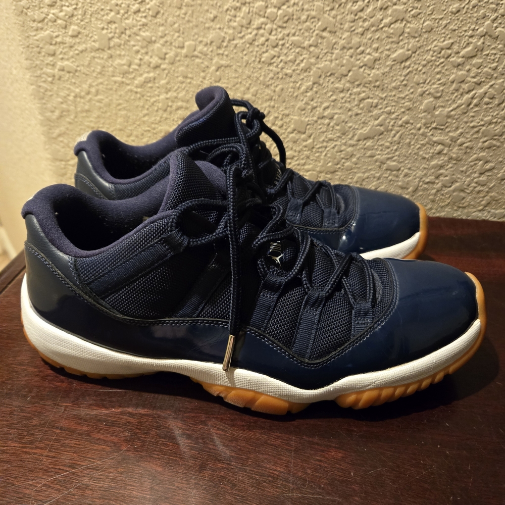 Jordan 11 Navy Blue Low Custom 10.5